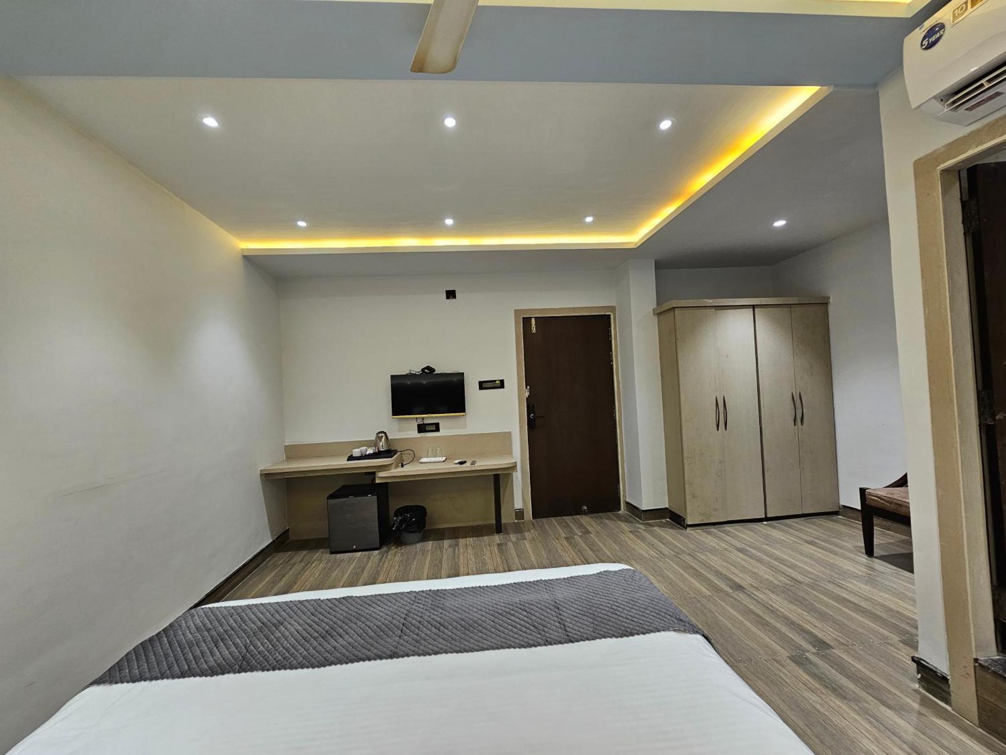 Hotel Mk Vivanta Gválijar Exteriér fotografie